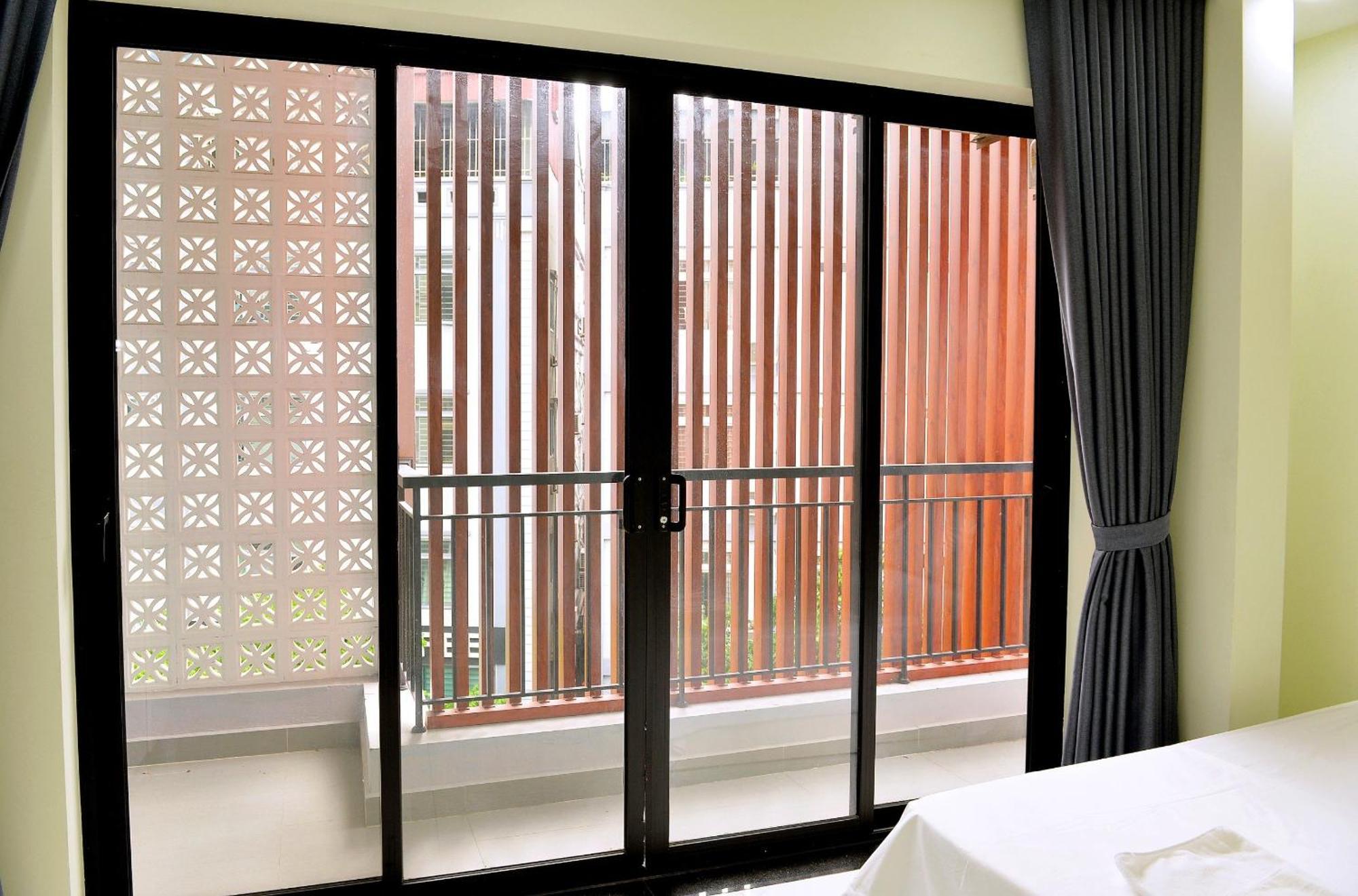 Era Apartment Xuan Thuy Hanoi Bagian luar foto