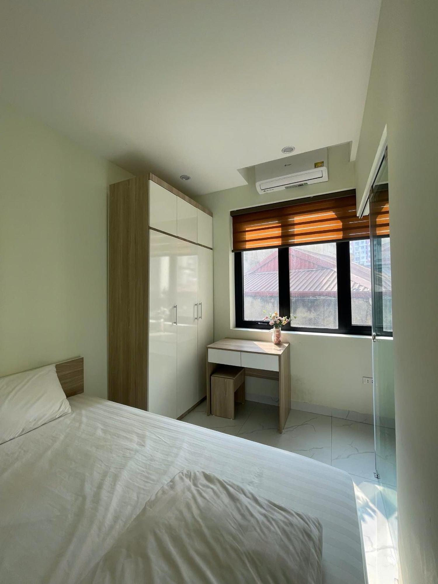 Era Apartment Xuan Thuy Hanoi Bagian luar foto