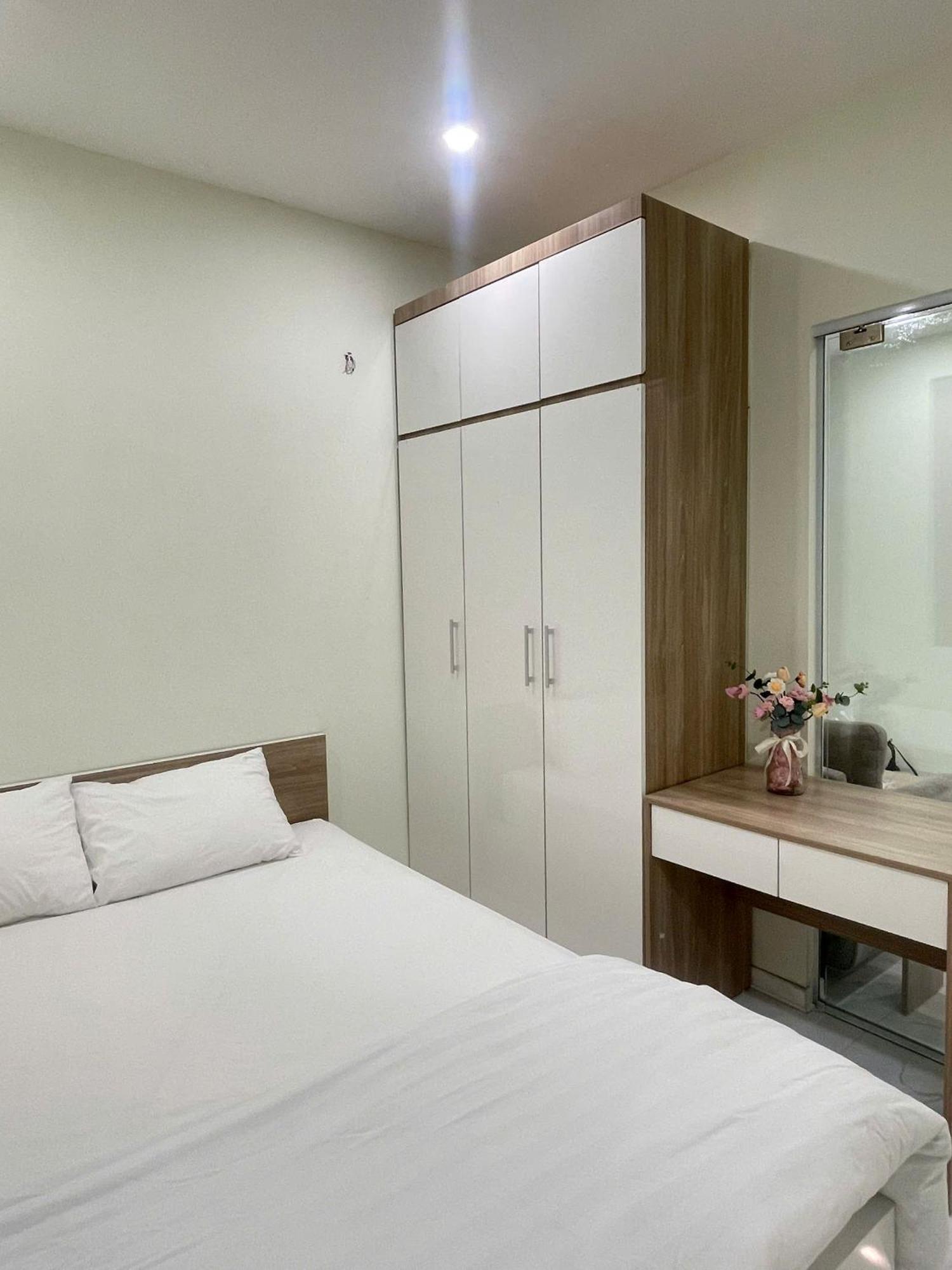 Era Apartment Xuan Thuy Hanoi Bagian luar foto